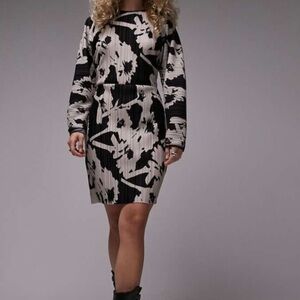 Topshop Balloon Sleeve Plisse dress